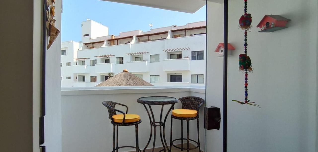 Apto Na Orla Da Praia Grande Com Piscina E Garagem Arraial do Cabo Exterior photo